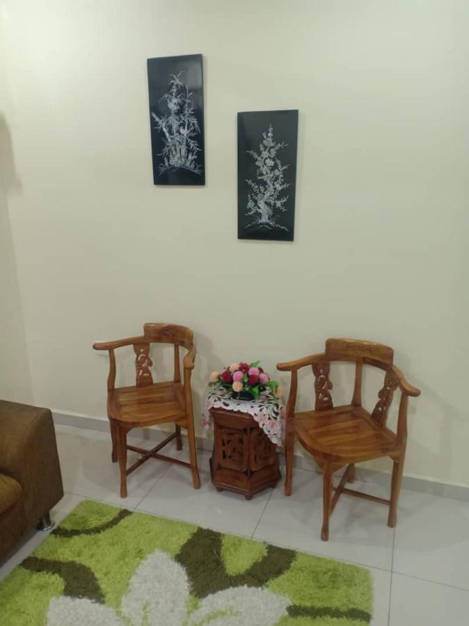 Kh Homestay Comfy N Calm Seri Manjung Buitenkant foto