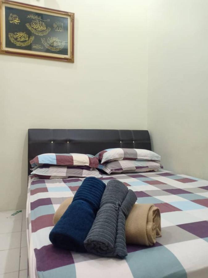 Kh Homestay Comfy N Calm Seri Manjung Buitenkant foto